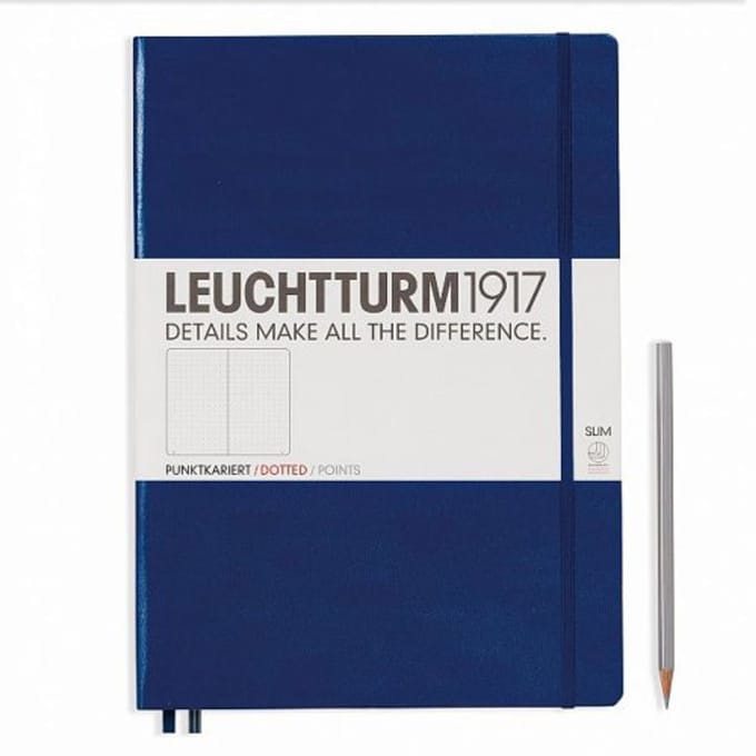 Leuchtturm1917 notitieboek master slim a4+ dotted navy blauw