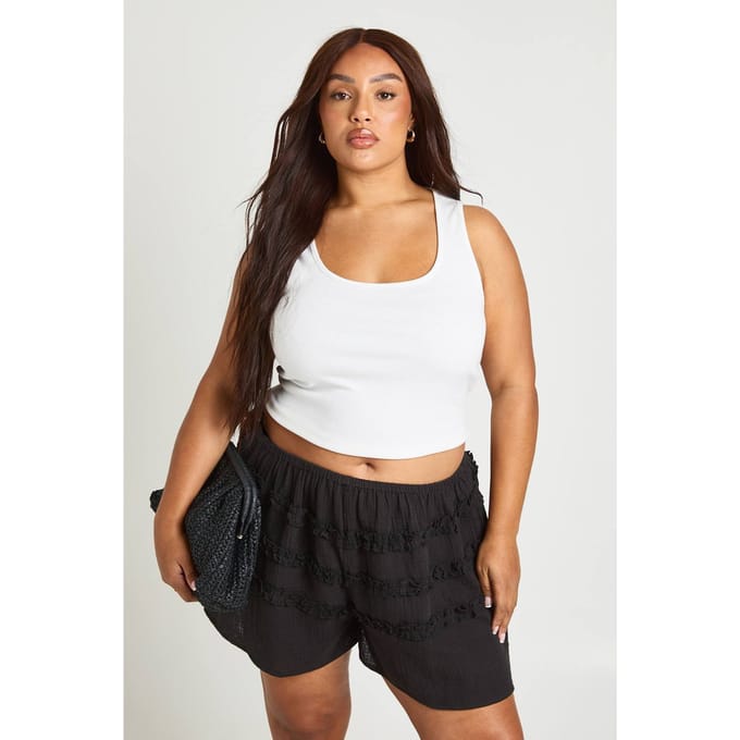 boohoo Dames Plus Gerimpelde Gelaagde Wapperende Short | Black | Maat: 28