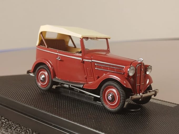 Datsun 17 Phaeton 1938 - 1:43 - Ebbro