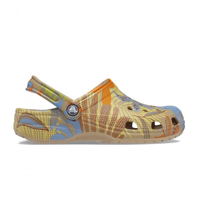 Crocs Classic Retro Resort Clog Beige Maat 42-43 M9W11