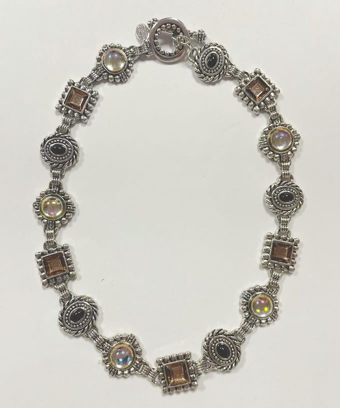 Ketting beige kralen - 42 Centimeter - 90's Fashion trend - Damesdingetjes