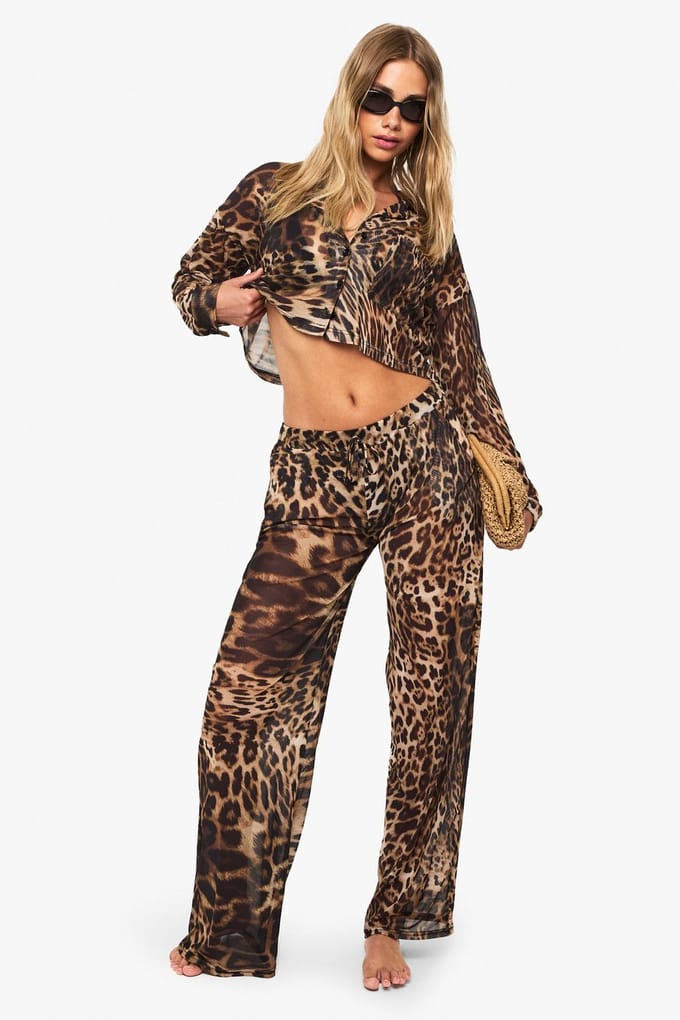 boohoo Dames Strandkleding Essentials Leopard Gekort Overhemd met Lange Mouwen | Bruin | Maat: Medium