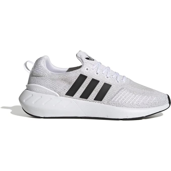 Baskets adidas Swift Run 22