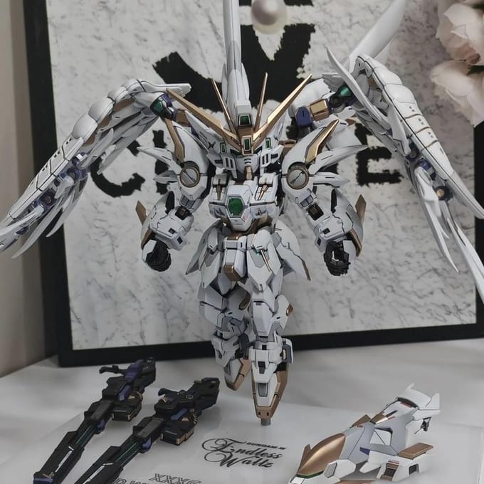 GL MGSD Wing Zero EW Snow White Version Angel Feather Drop Mech Assemblage Model Kit Actiefiguur Bureau Decoratie Pop Jongens Speelgoed sneeuwwitte kleur