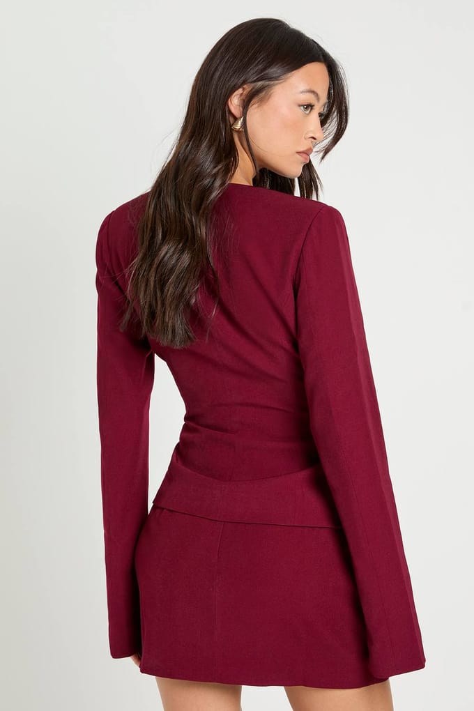 boohoo Dames Lang getailleerde blazer met barrelmouwen en ingesnoerde taille | Wine | Maat: 10