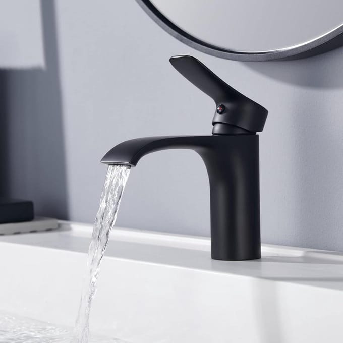 Dailygoods - Zwarte Wastafelkraan met Watervaluitloop