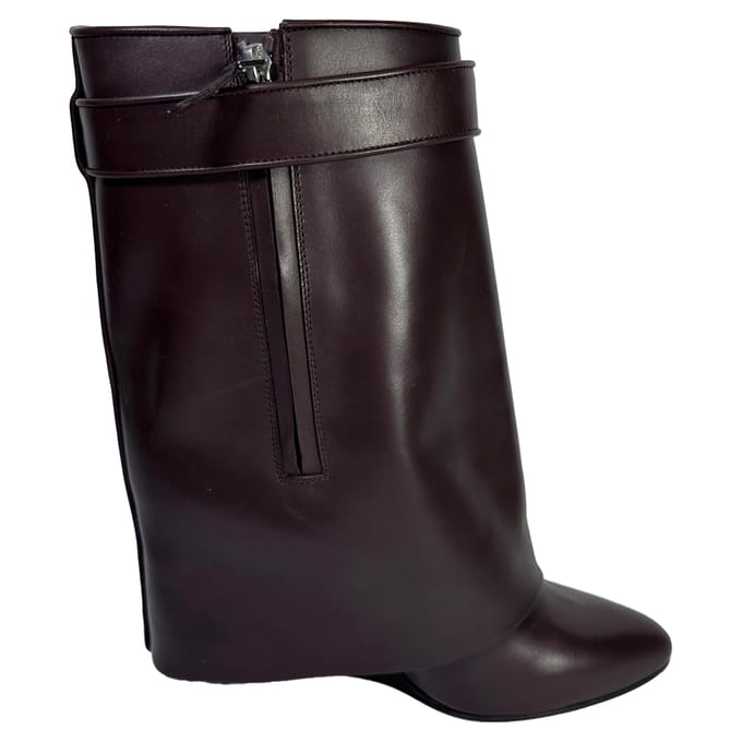 Givenchy Shark Lock Wedge Mid-Calf Boots in bordeauxrood leer