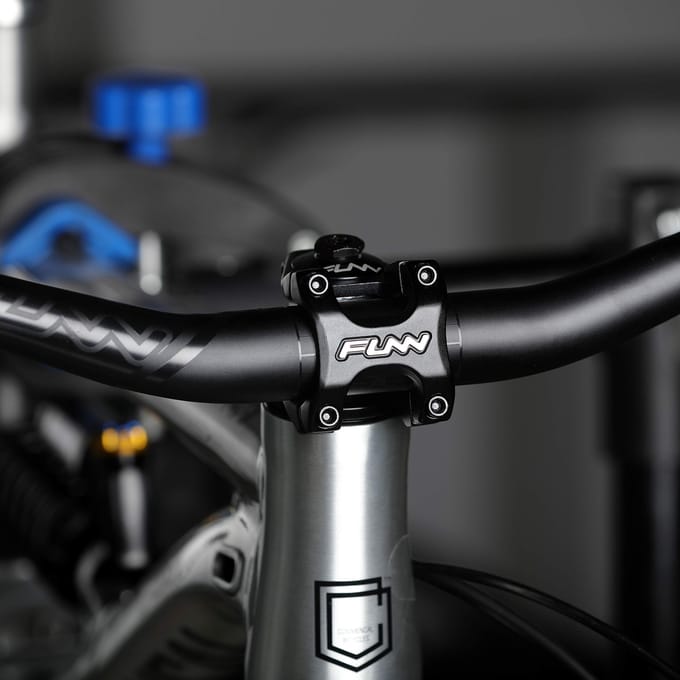 Funn Crossfire 31.8 Mm Fiets Stuurpen Rood 35 mm / 0º