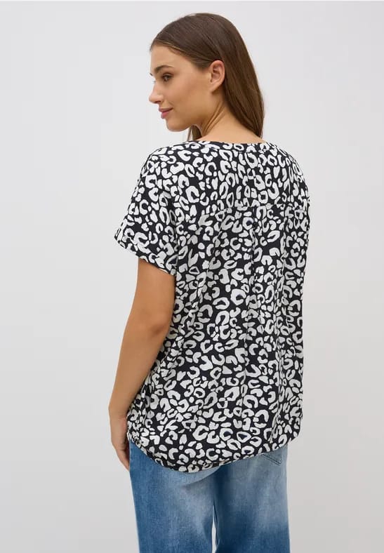 Gedessineerde blouse met gespleten hals