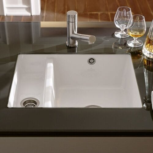 Villeroy & Boch Subway 60 XU undermount sink, drain set with manual override 675801R1