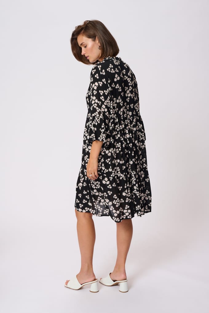 Jurk A-shape black white