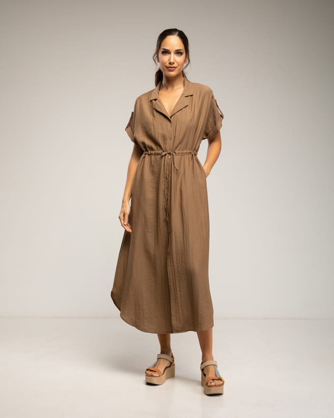 Midi-jurk met elastische taille en borst, rimpelmouwen en zakken