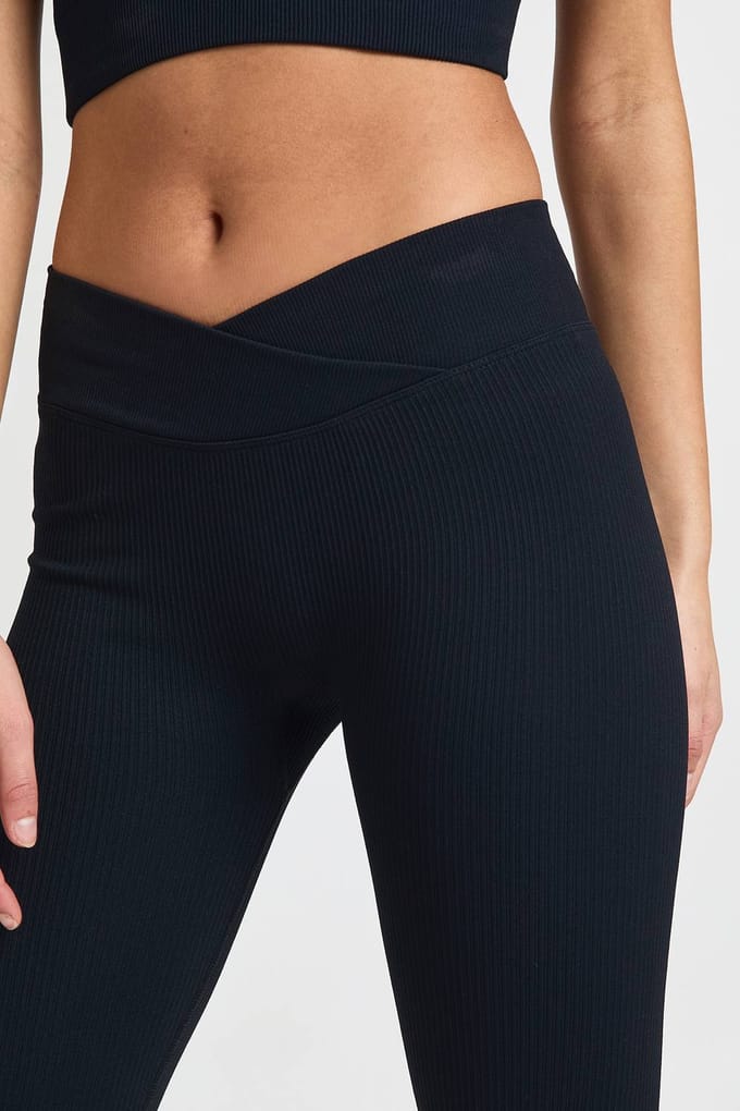 boohoo Dames Contour Geribbelde Wikkel Taille Naadloze Leggings | Zwart | Maat: Medium