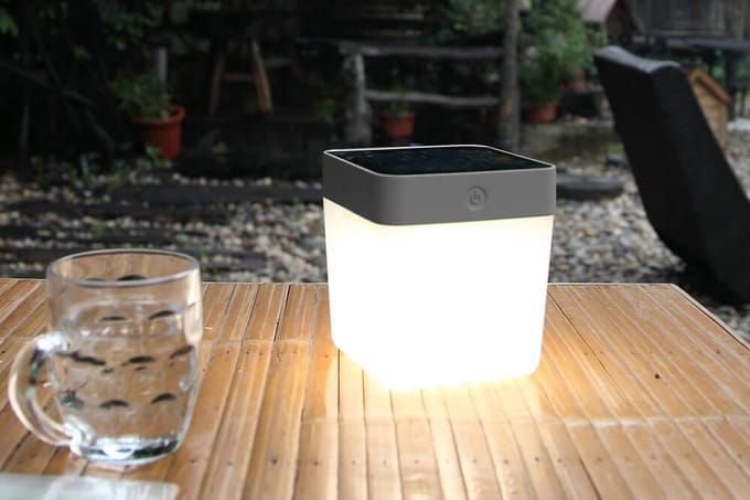 LUTEC Table Cube - Draagbare LED solarlamp - zilver