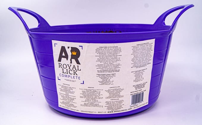 AR ROYALLICK COMPLETE - AR - LIKSTEEN - Complete liksteen voor paarden