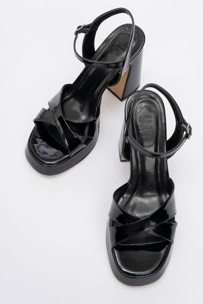 Yvonne Plateau Sandalen