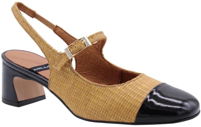 Angel Alarcon - Schoenen - Camel - Vrouwen - Maat 37 -