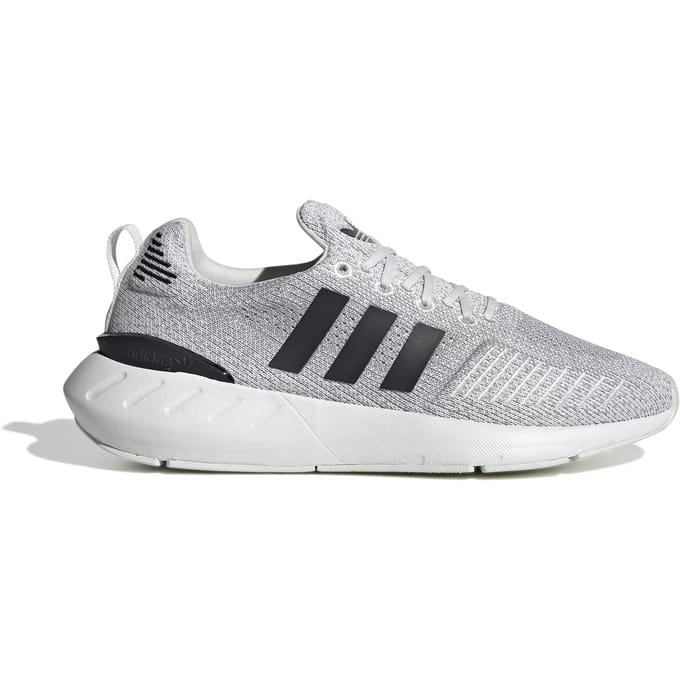 Schoenen dames adidas Swift Run 22