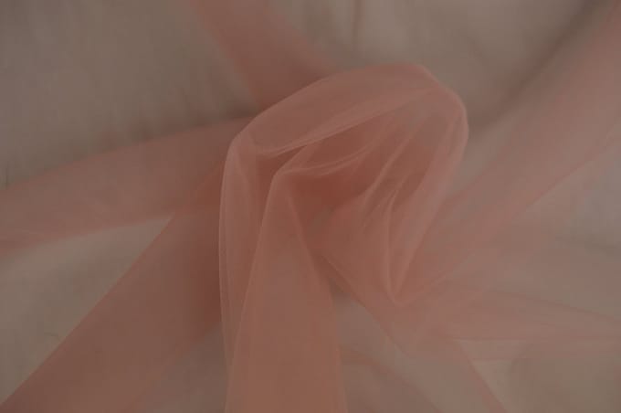 15 meter bruidstule - Oud roze - 150cm breed