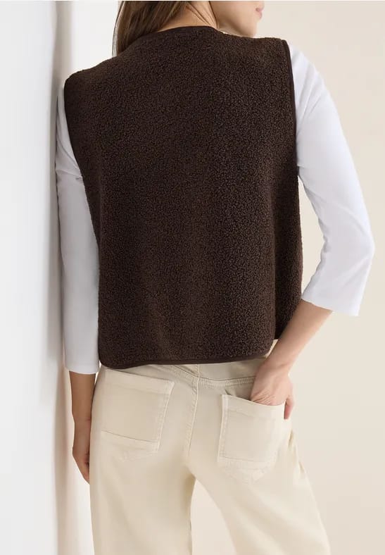 Cecil Vest 220309-17493