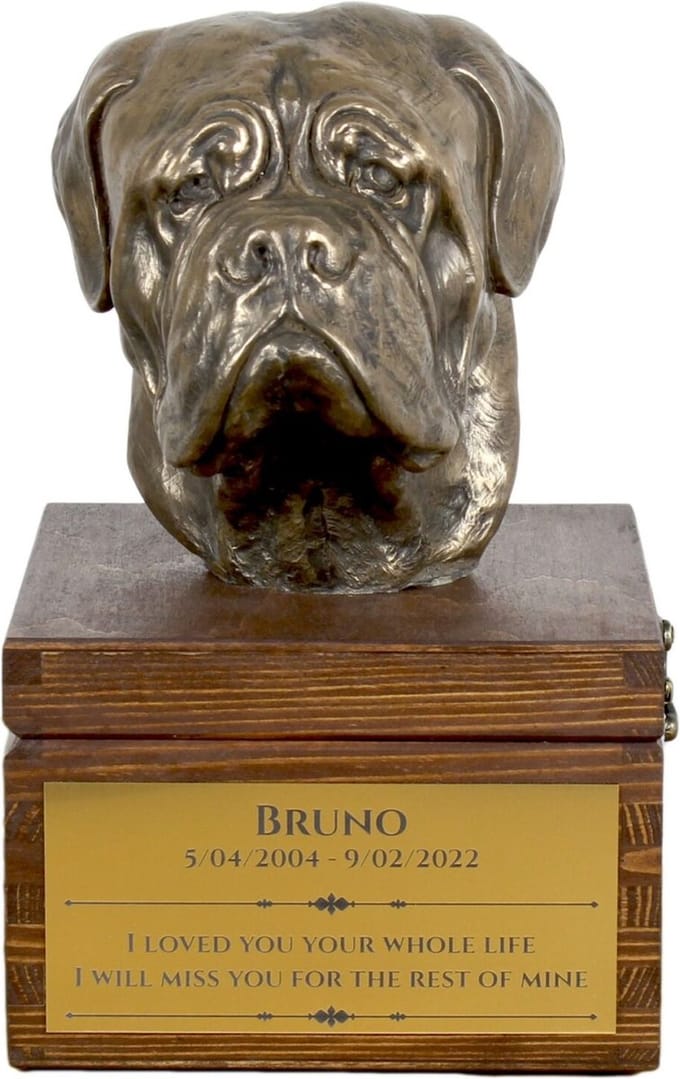 Dogue de Bordeaux urn met hondenstatuette - gepersonaliseerde asurn