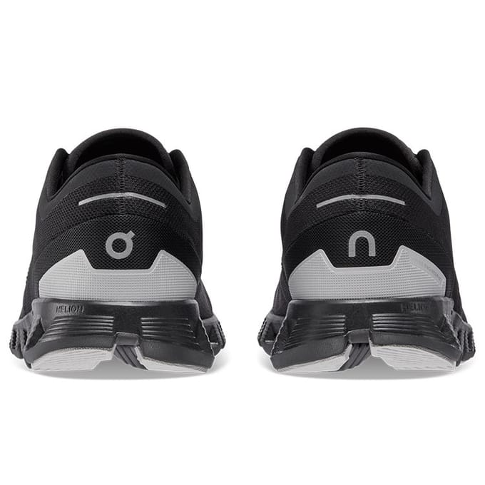 ON Cloud X 3 Baskets Noires Homme 60.98705 44 black