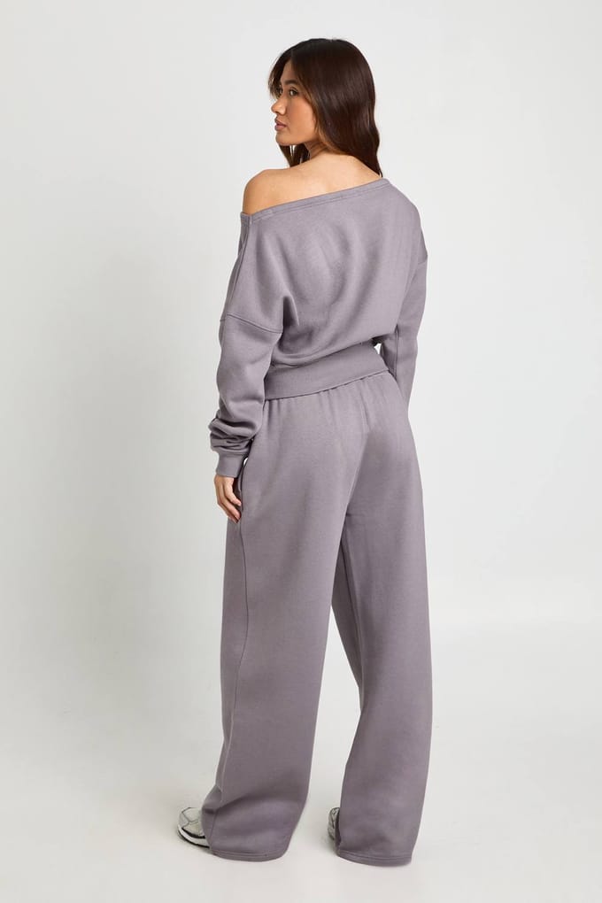 boohoo Dames Off Shoulder Sweatshirt en Geplooide Joggingbroek Trainingspak | Benzine | Maat: Medium