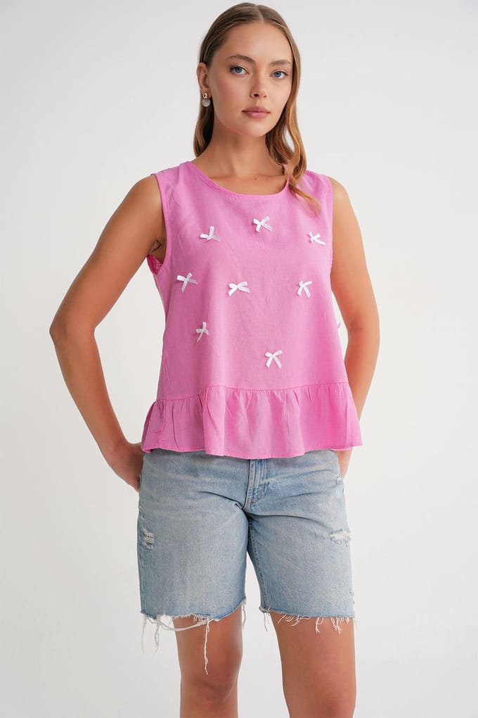 Crewneck Blouse met Strikdetail