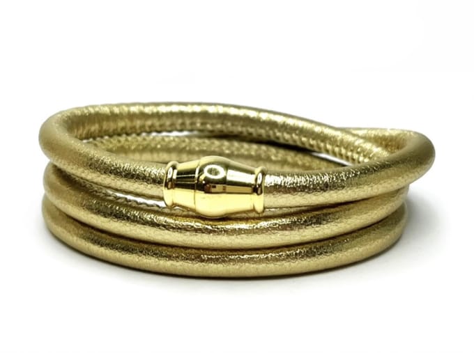 NIEUW! Jolla - dames wikkelarmband - trendy - zilver - leer - magneetsluiting - Basic Metallic - Gold