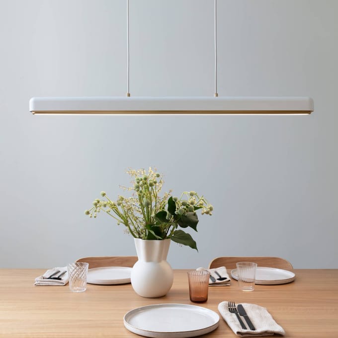 UMAGE LED hanglamp Hazel Branch, wit/messing, 100 cm