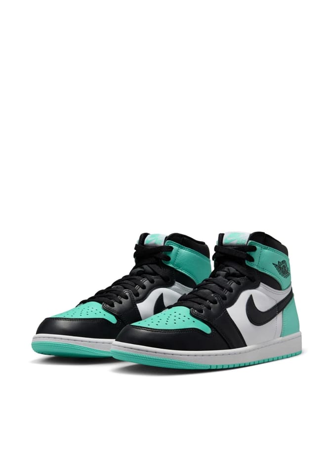 Air Jordan 1 Retro High OG 'Green Glow' sneakers