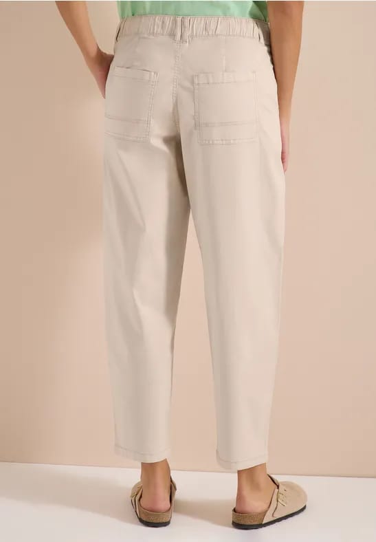 Mid Waist Barrel Leg broek in Casual Fit
