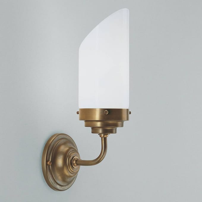 Berliner Messinglampen Wandlamp Jeremy van messing
