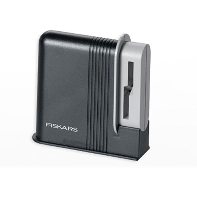 Fiskars clip sharp functional form