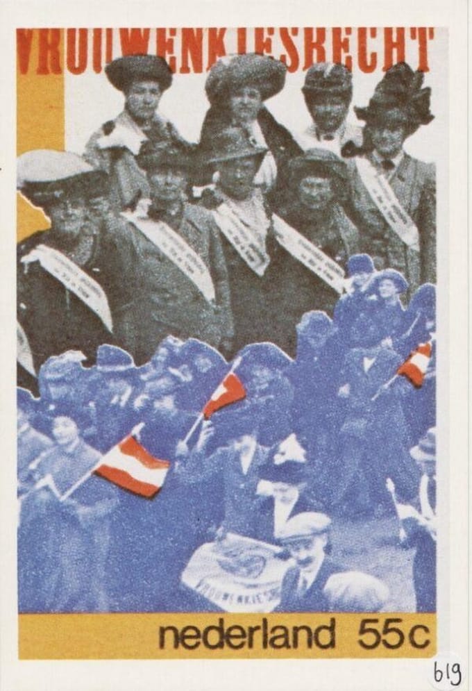 Briefkaart met afbeelding 60 jaar vrouwenkiesrecht postzegel