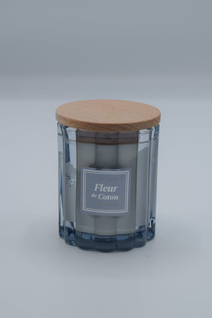 Plantaardige geurkaars fleur de coton 190 gram Esprit Provence - kaars met retro design