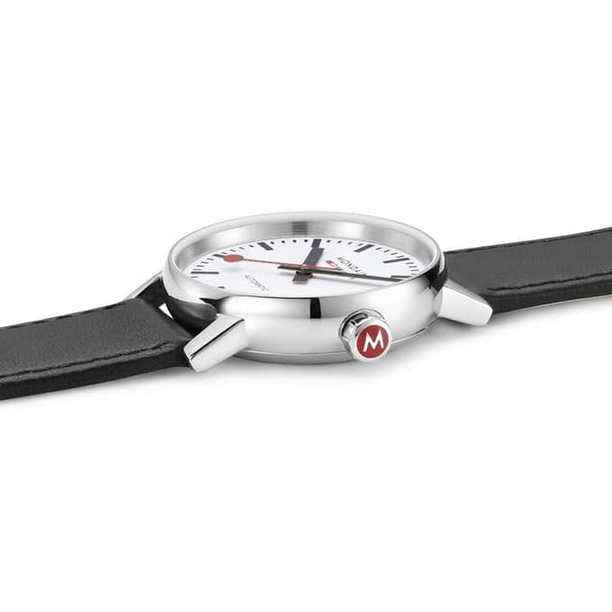 Mondaine MSE.35610.LBVEvo2 Automatisch Druivenleer