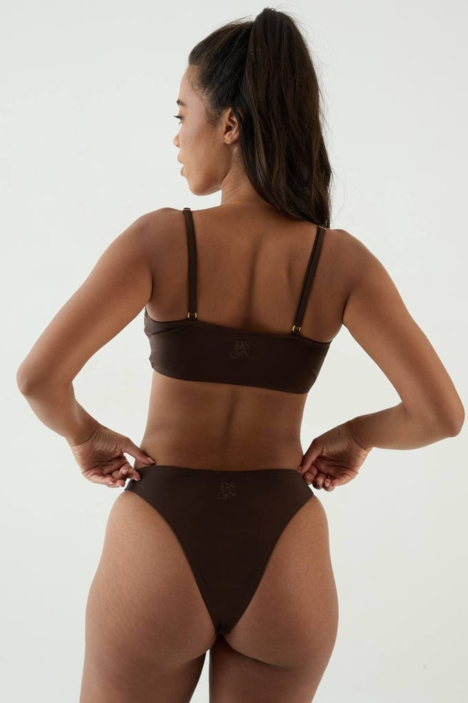 Dames Dsgn Studio Vierkante Hals Bikini Top | Chocolate | Maat: 16