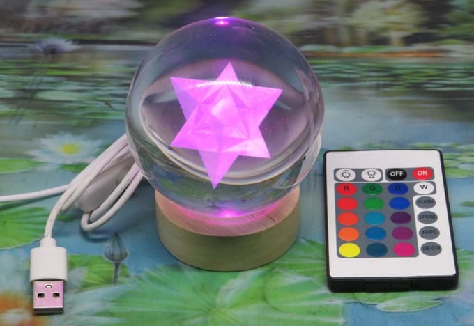 Kristal ontstoor bol 3D Merkaba 8 cm