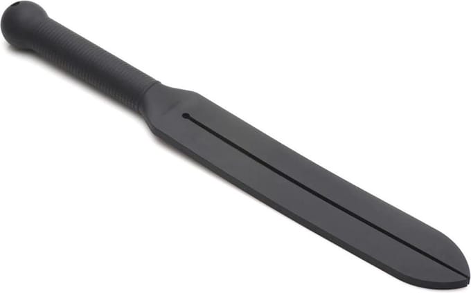 XR Brands AH076-BLACK - Stung Silicone Tawse - Black