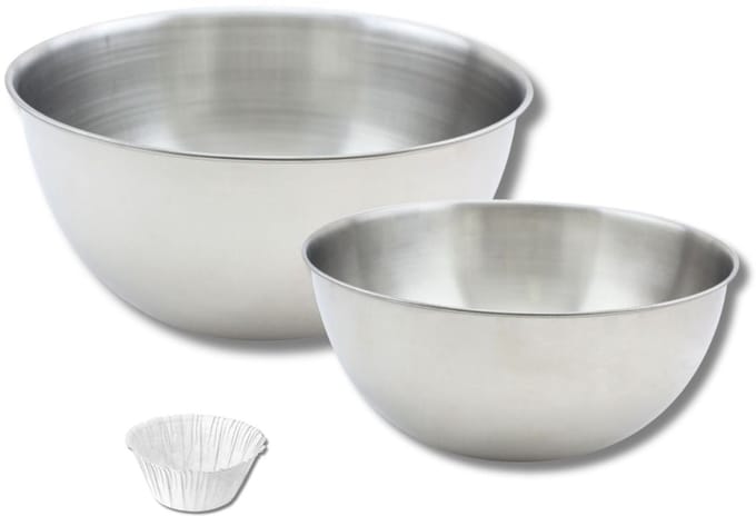 Set bestaande uit een set van 30 muffinvormpjes, 1 spatel Zenker en 2 mengkommen Fackelmann