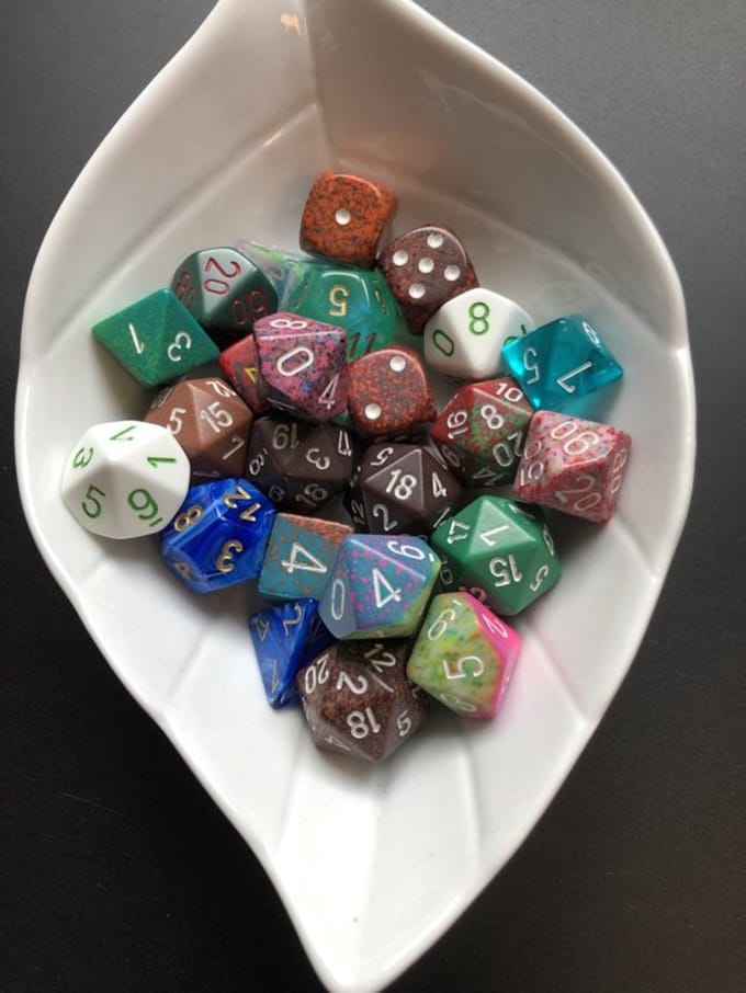 Dobbelstenen, gemengd (25 stuks)