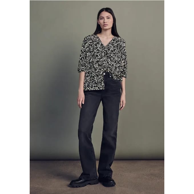 V-hals blouse met knopen