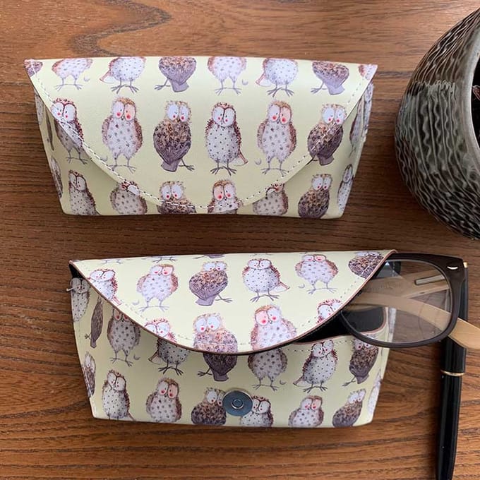 Alex Clark spectacle case Owls ~ Brillenkoker Uilen