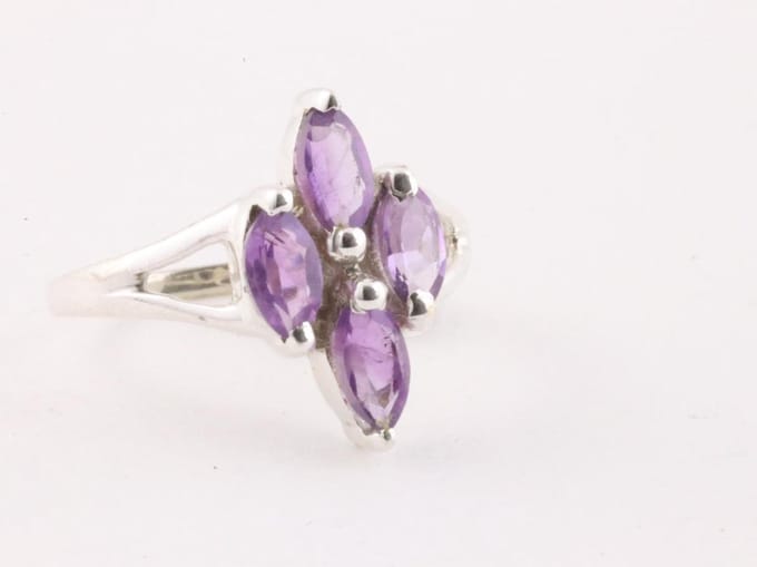 Fijne zilveren ring met amethist - maat 15.5