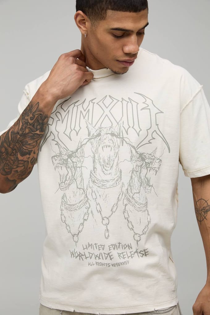 Oversized Grafisch T-Shirt met Zichtbare Naden en Gewassen Print | Ecru | Size Medium