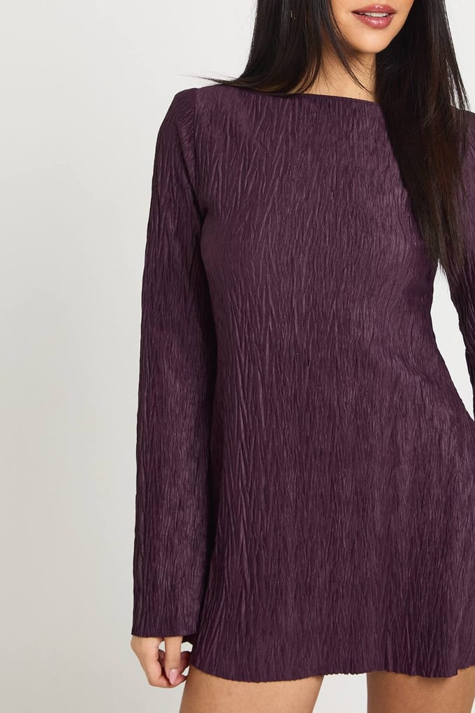 boohoo Dames Getextureerde Wijduitlopende Mouw Shift Jurk | Pruim | Maat: 36