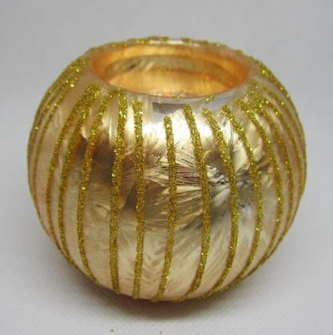 ZoeZo Design - 2 stuks - waxinelichtjeshouder - kerst - kerstbalstyle - goud - glas - wit - H7 x 8 cm Ø - set van 2 stuks