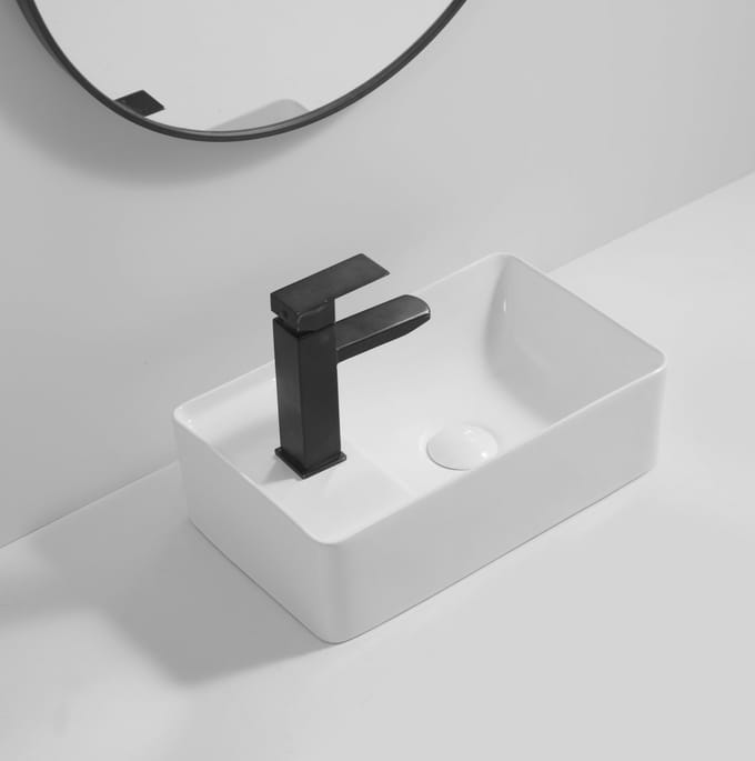 Ludvik 43 - Glans wit - Toiletfontein