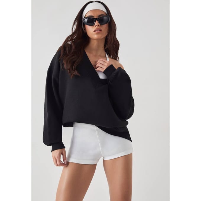 Dames DSGN Studio Sport V-Hals Oversized Sweatshirt | Black | Maat: XS